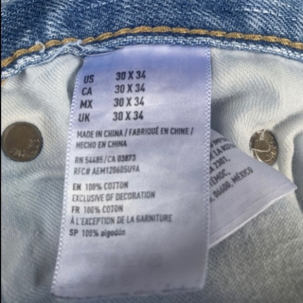 AMERICAN EAGLE RIPPED JEANS - Picture 3 of 4